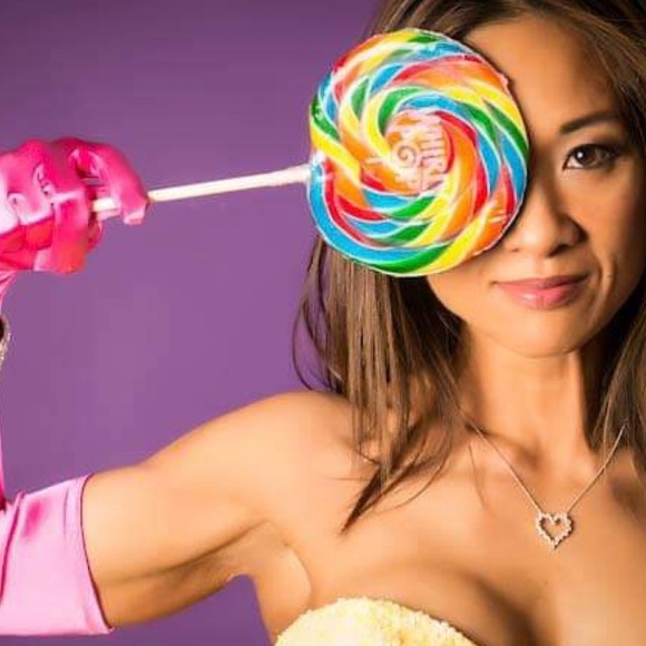 Thanks for stopping by. Let’s connect 👋🏼 - Picture 3 of 3